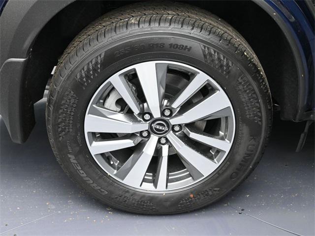 new 2025 Nissan Pathfinder car, priced at $45,570