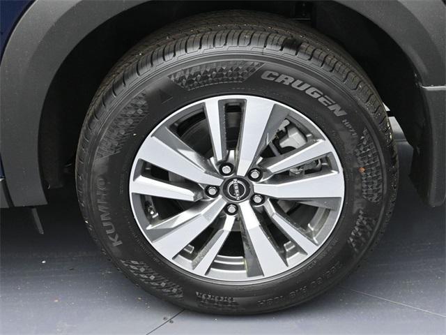 new 2025 Nissan Pathfinder car, priced at $45,570