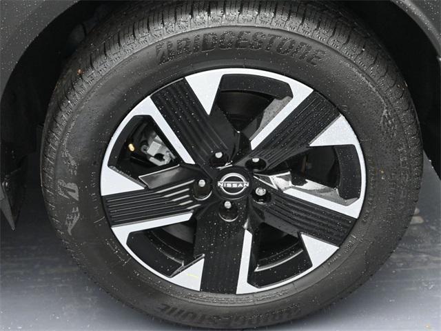 new 2025 Nissan Kicks car, priced at $26,431