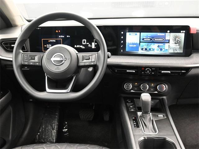 new 2025 Nissan Kicks car, priced at $24,510
