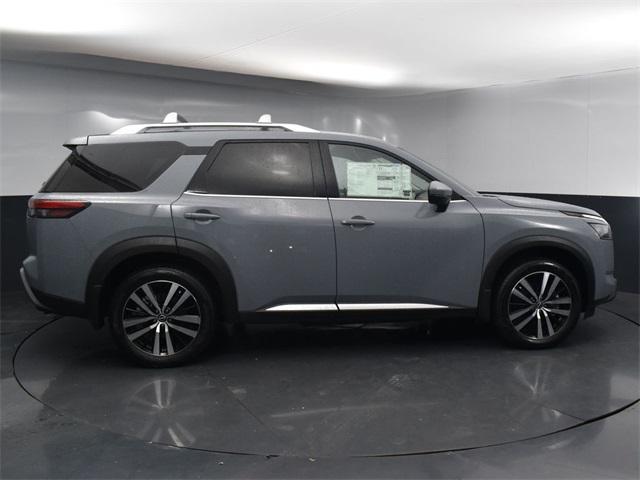 new 2025 Nissan Pathfinder car, priced at $53,080