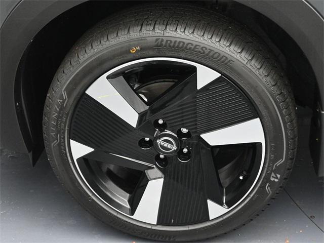 new 2026 Nissan Kicks car, priced at $26,325