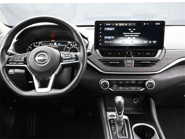 used 2023 Nissan Altima car, priced at $20,889