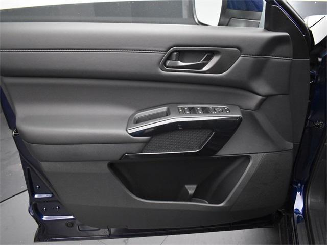 new 2025 Nissan Pathfinder car, priced at $44,445