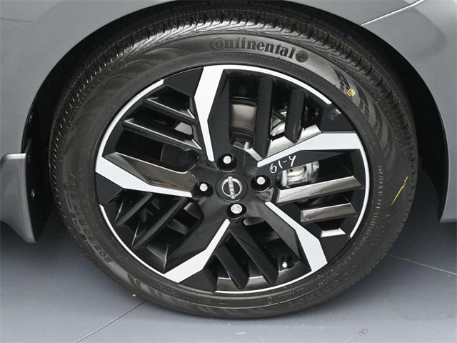 new 2025 Nissan Versa car, priced at $21,481