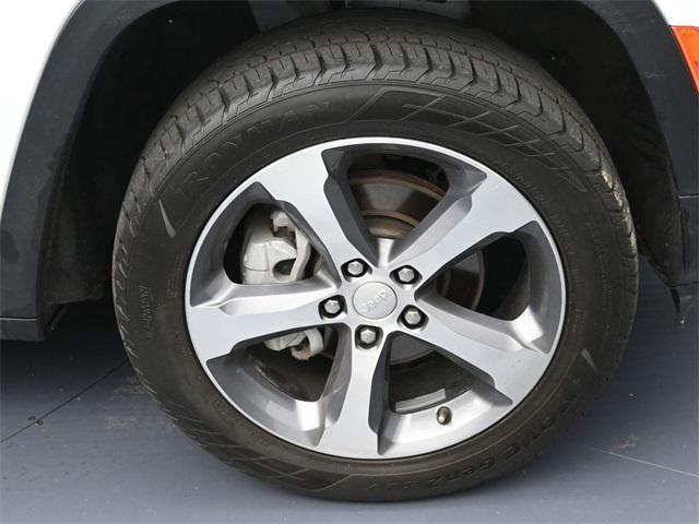 used 2023 Jeep Grand Cherokee car, priced at $29,255