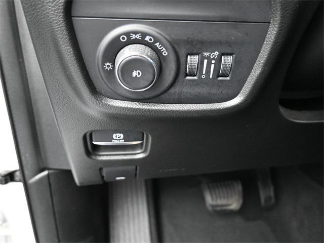 used 2023 Jeep Grand Cherokee car, priced at $27,614