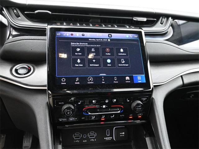 used 2023 Jeep Grand Cherokee car, priced at $29,255