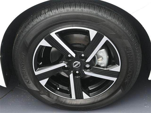 new 2025 Nissan Sentra car, priced at $21,052