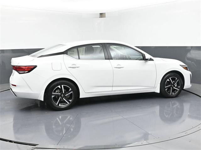new 2025 Nissan Sentra car, priced at $21,052