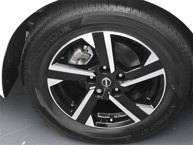 new 2025 Nissan Sentra car, priced at $21,052