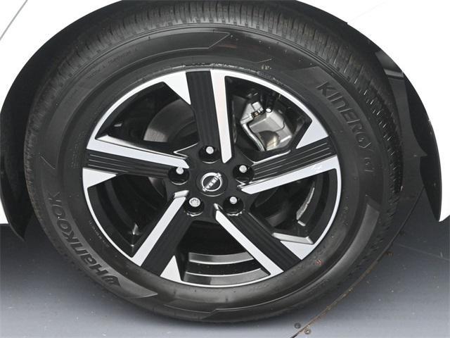 new 2025 Nissan Sentra car, priced at $21,052