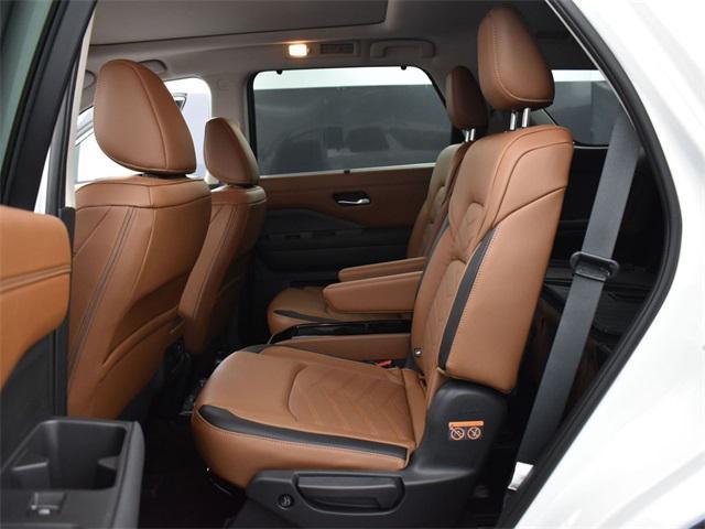 new 2024 Nissan Pathfinder car, priced at $47,607