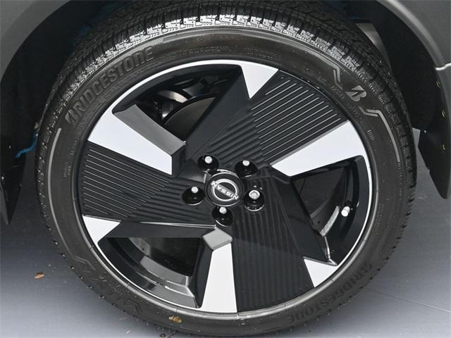 new 2026 Nissan Kicks car, priced at $27,361