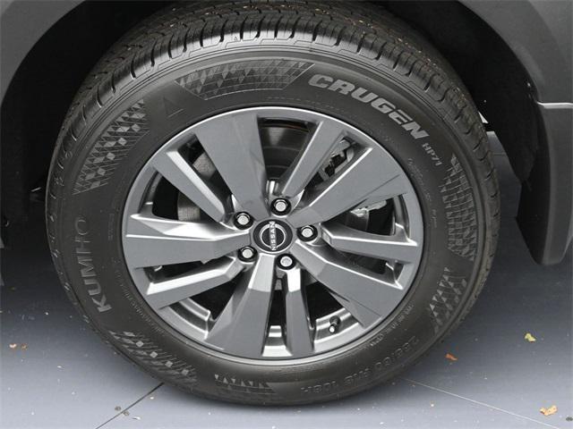 new 2025 Nissan Pathfinder car, priced at $33,290