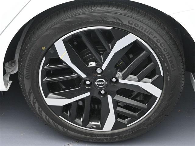 new 2025 Nissan Versa car, priced at $21,885