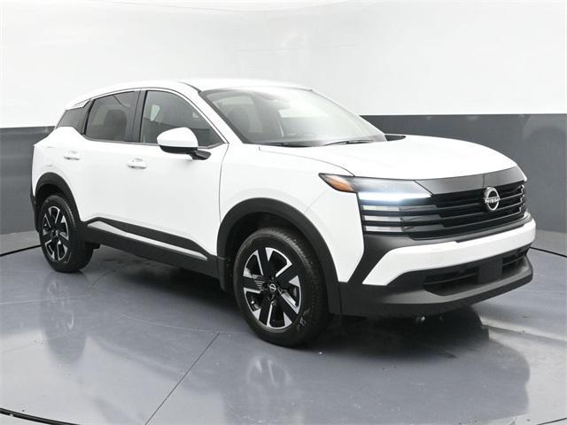 new 2025 Nissan Kicks car, priced at $25,980