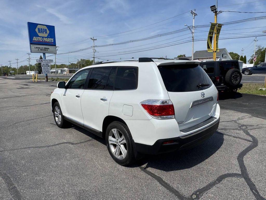 used 2012 Toyota Highlander car, priced at $13,900