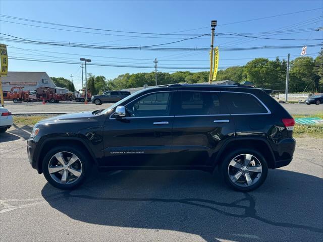 used 2015 Jeep Grand Cherokee car, priced at $13,900