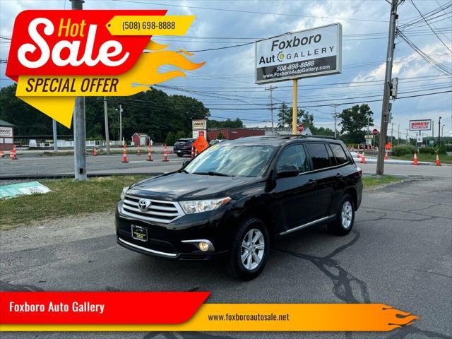 used 2013 Toyota Highlander car, priced at $15,600