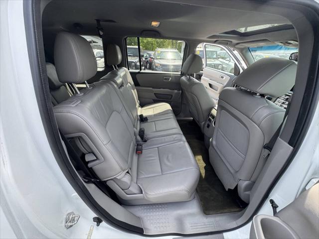used 2015 Honda Pilot car, priced at $15,500