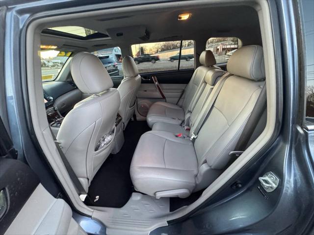 used 2012 Toyota Highlander car, priced at $17,300