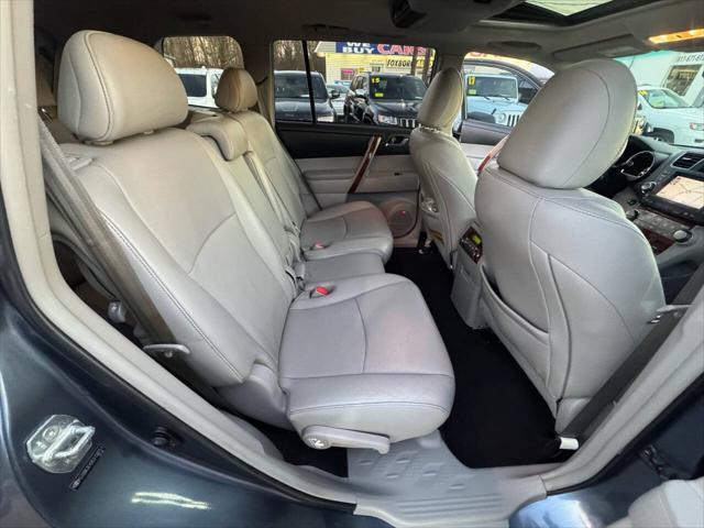 used 2012 Toyota Highlander car, priced at $17,300