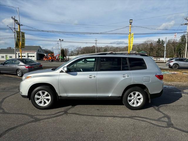 used 2012 Toyota Highlander car, priced at $13,900