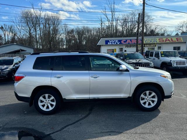 used 2012 Toyota Highlander car, priced at $13,900