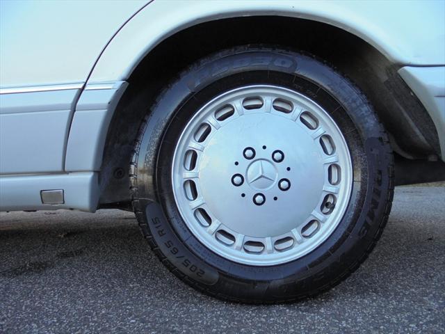 used 1989 Mercedes-Benz S-Class car, priced at $9,995