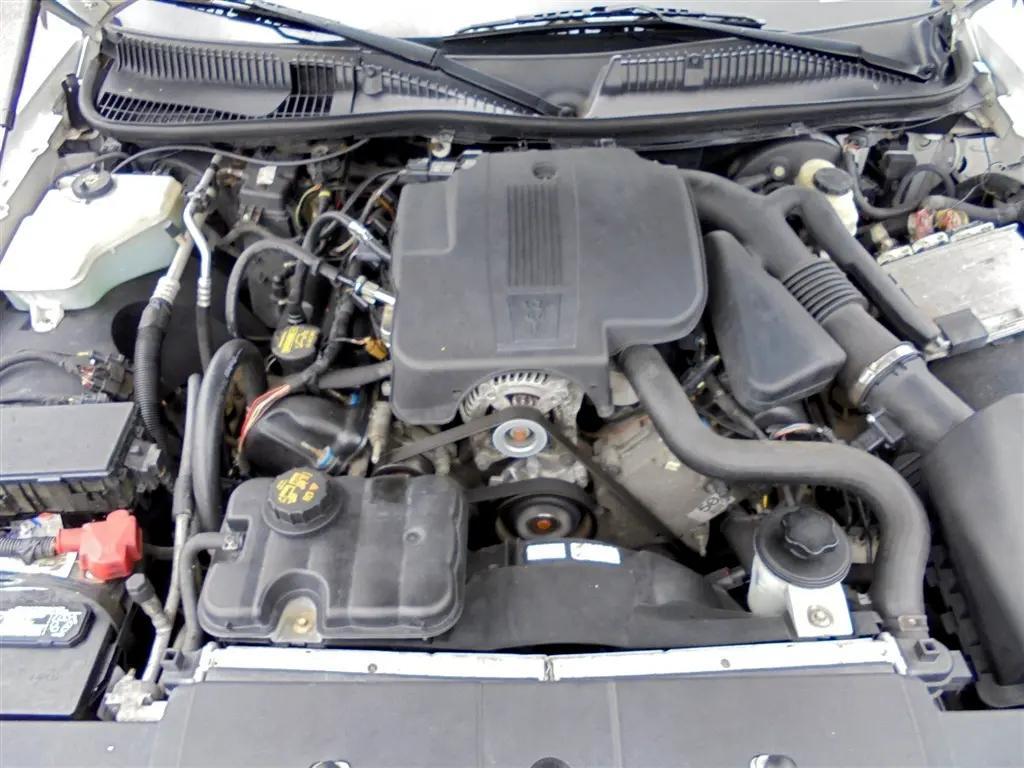 used 2011 Lincoln Town Car car, priced at $9,995