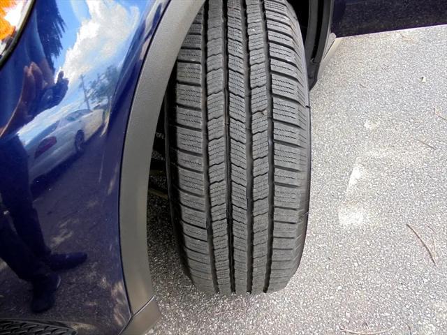used 2018 Mercedes-Benz GLC 300 car, priced at $21,995