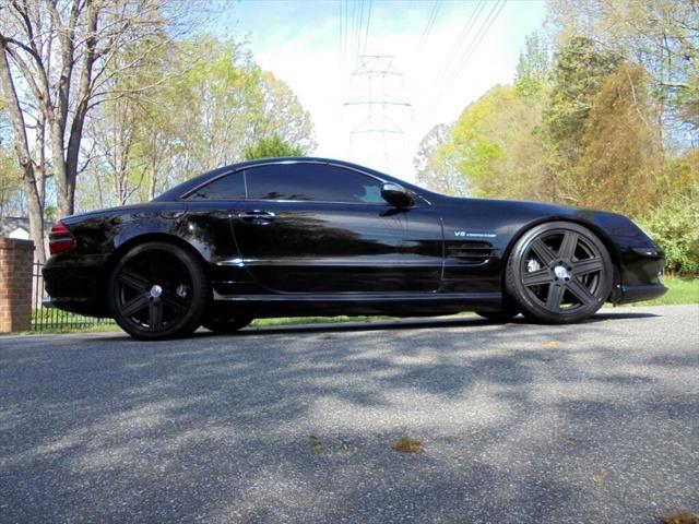 used 2007 Mercedes-Benz SL-Class car, priced at $22,995