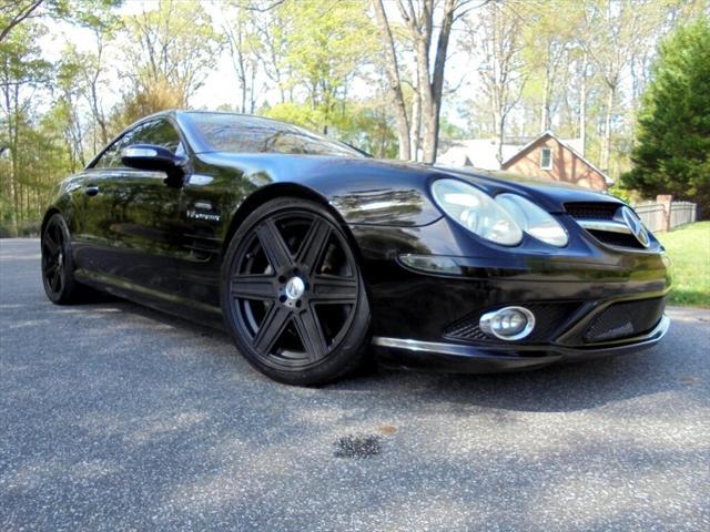 used 2007 Mercedes-Benz SL-Class car, priced at $22,995