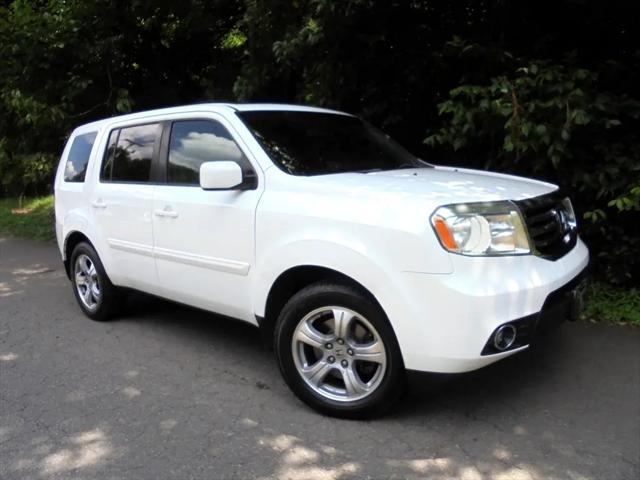 used 2014 Honda Pilot car, priced at $12,995