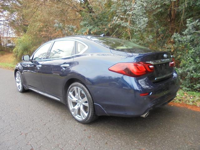 used 2017 INFINITI Q70L car, priced at $22,995