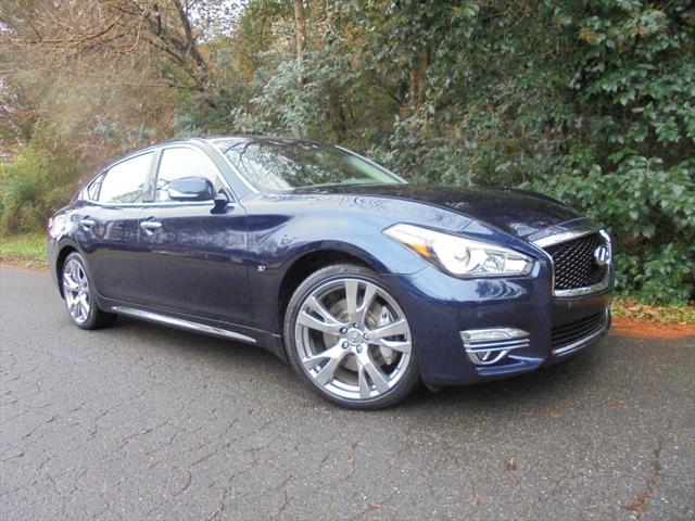 used 2017 INFINITI Q70L car, priced at $22,995