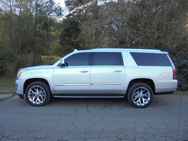 used 2018 Cadillac Escalade ESV car, priced at $31,995