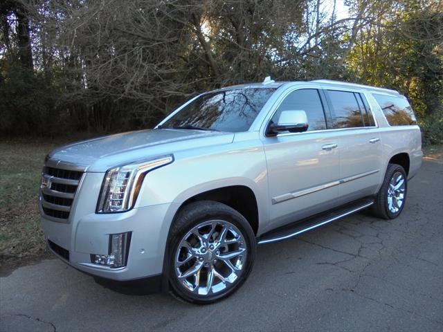 used 2018 Cadillac Escalade ESV car, priced at $31,995