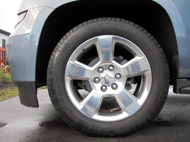 used 2016 Chevrolet Suburban car, priced at $19,995