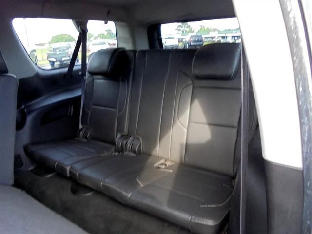 used 2016 Chevrolet Suburban car, priced at $19,995