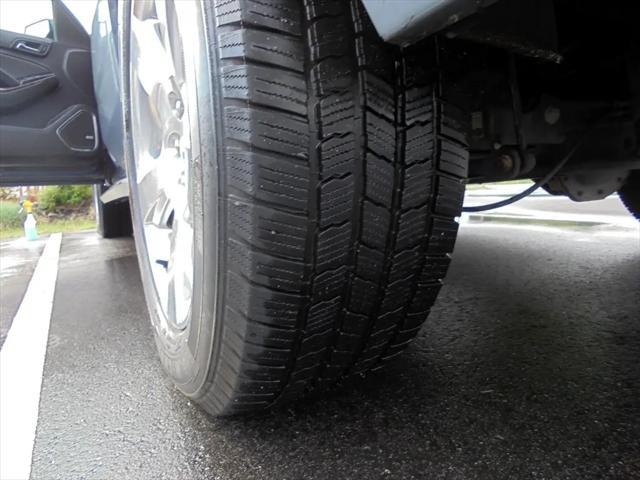 used 2016 Chevrolet Suburban car, priced at $19,995