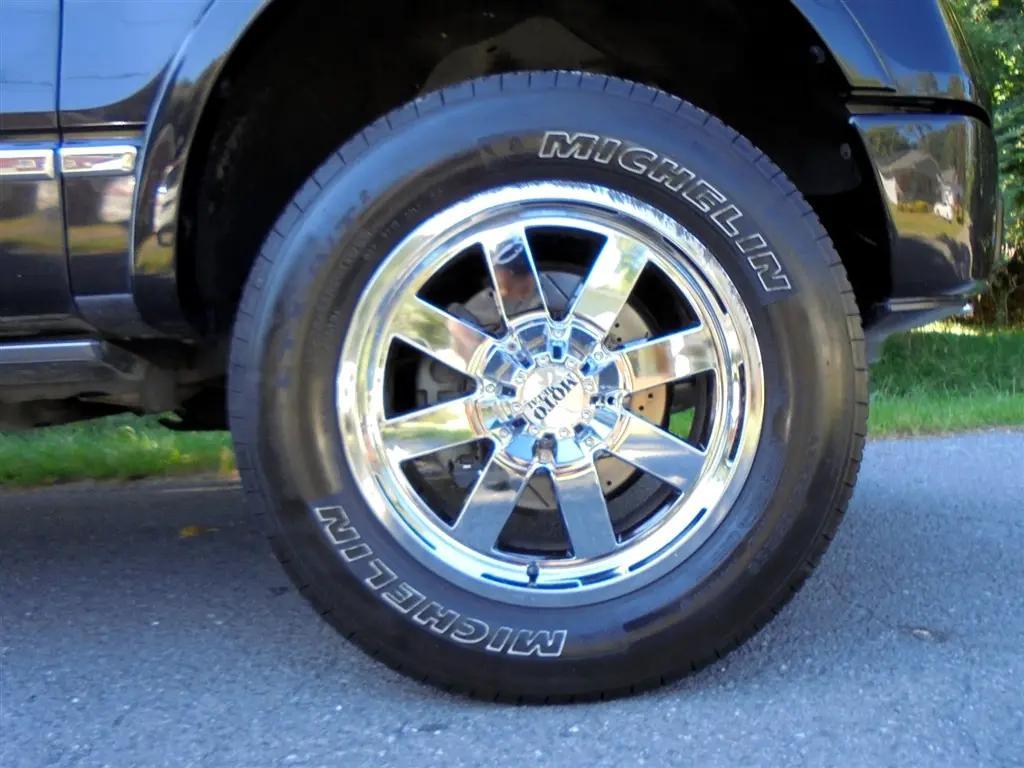 used 2013 Ford F-150 car, priced at $17,995