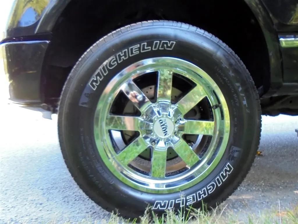 used 2013 Ford F-150 car, priced at $17,995