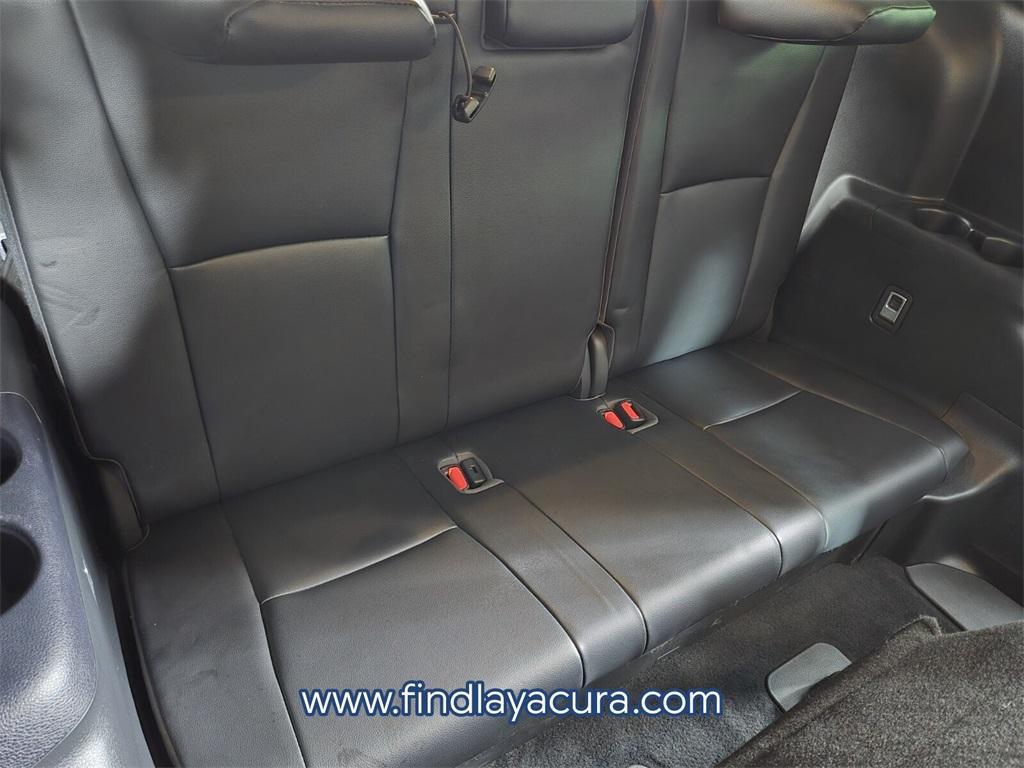 used 2022 Toyota Highlander car, priced at $35,177