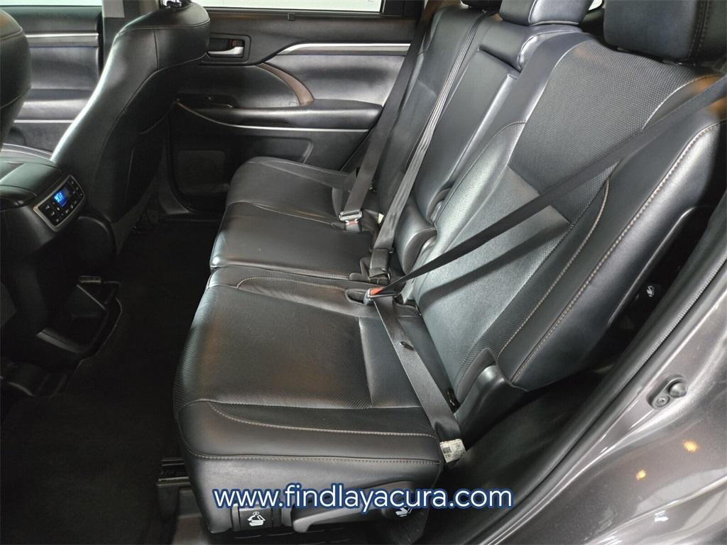 used 2019 Toyota Highlander car, priced at $22,499