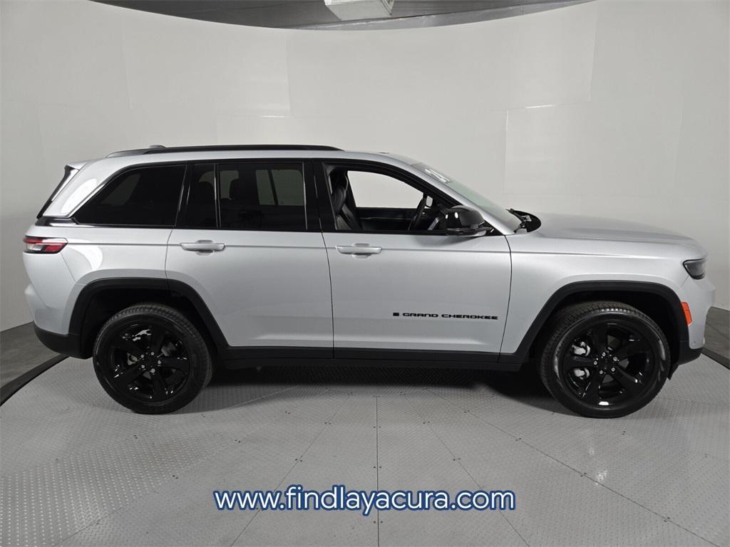 used 2024 Jeep Grand Cherokee car, priced at $35,977