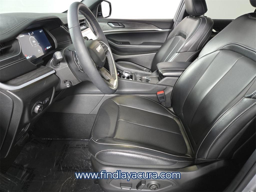 used 2024 Jeep Grand Cherokee car, priced at $35,977