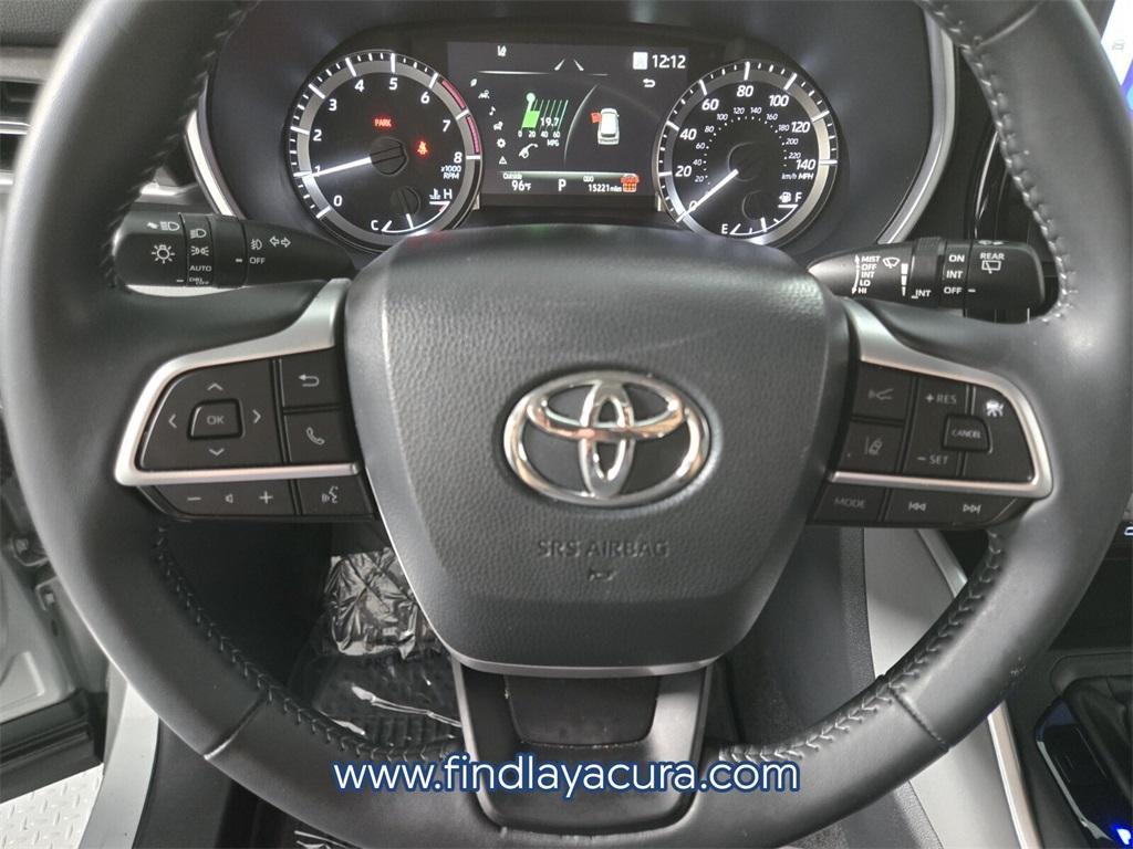 used 2024 Toyota Highlander car, priced at $42,142