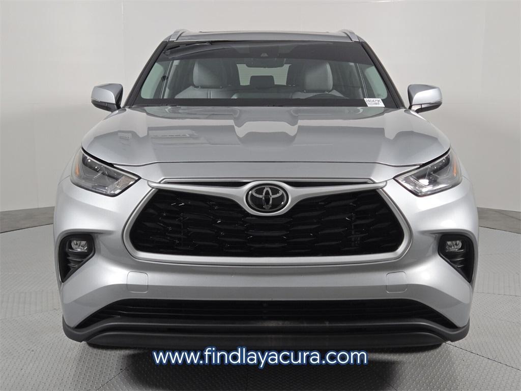 used 2024 Toyota Highlander car, priced at $42,142